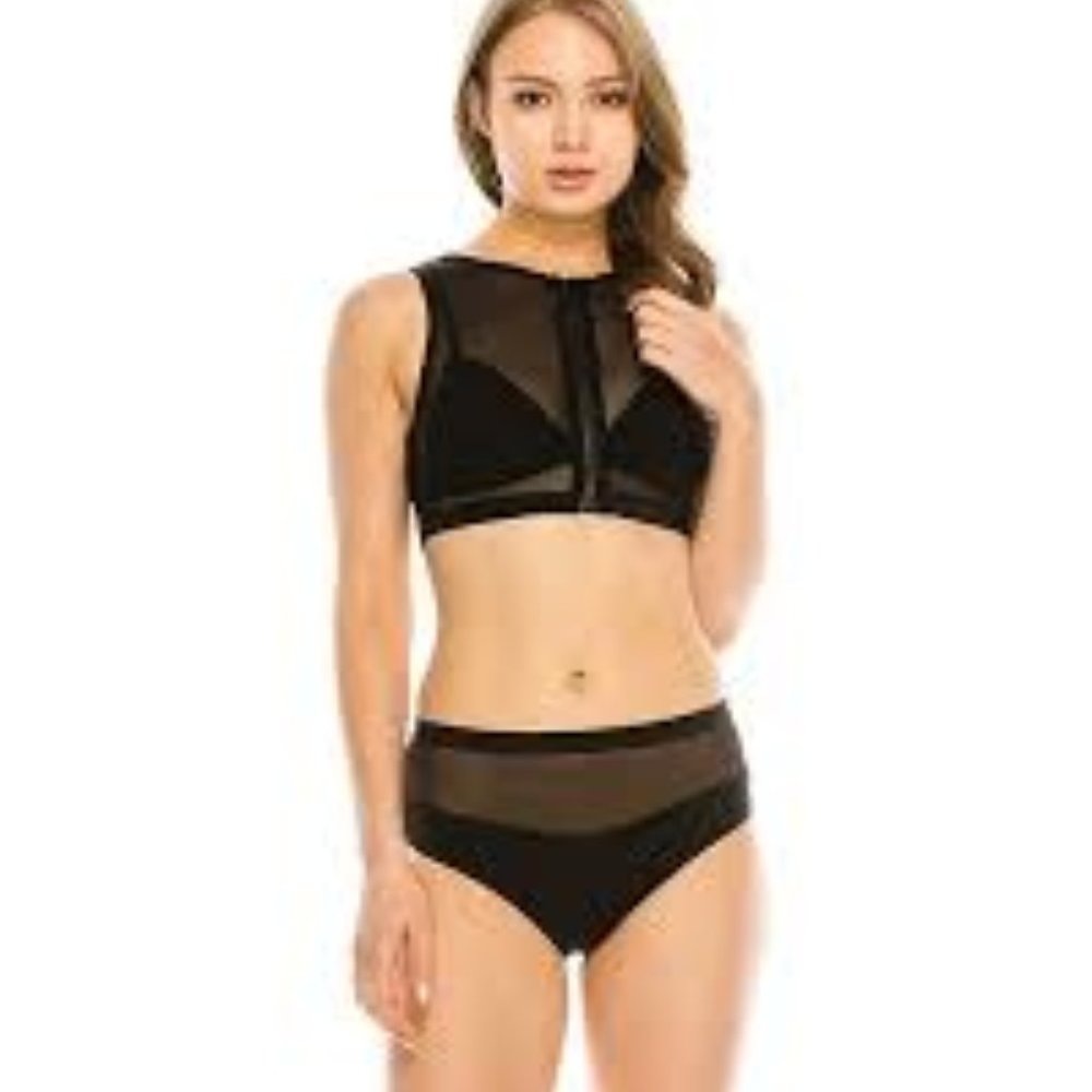 Kendall & Kylie 4 piece cage bathing suit - Picture 5 of 5